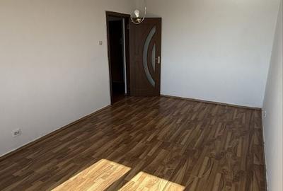 Apartament cu 3 camere decomandat în 1 Decembrie 1918 - 1