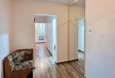 Apartament cu 3 camere decomandat în Rahova - 3
