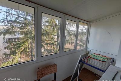 Apartament cu 2 camere decomandat în Traian