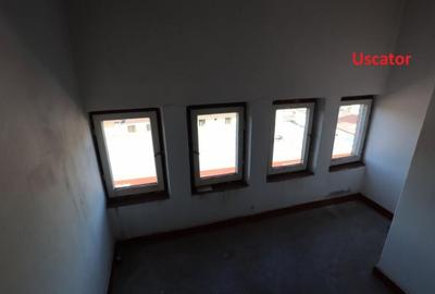 Apartament de vanzare 3 camere, 85 mp, zana-Albina - 5