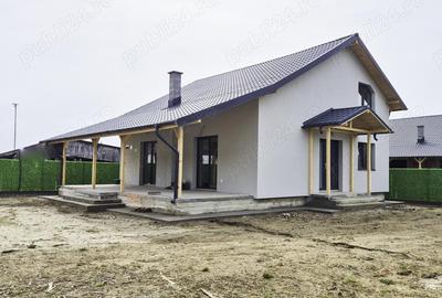 Casă cu 4 camere cu Teren 500 Mp în Drăganu - 9