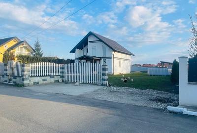 Casă cu 4 camere în Central - 1