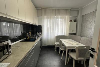 Apartament de vanzare, 74 mp, Bulevardul Traian - 10
