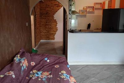 Apartament cu 2 camere decomandat în Bucium - 3