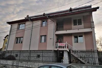 Vanzare casa cu etaj in HUNEDOARA