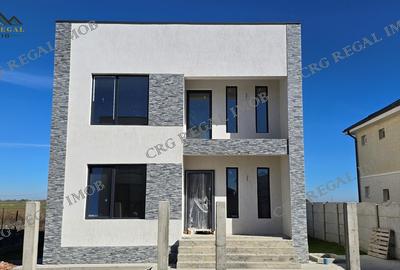 Casă individuală cu 5 camere cu Teren 560 Mp în Berceni - 1