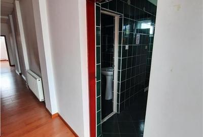 Spatiu Birou - 225 mp - Piata Cibin Spatiu Birou - 225 mp - Piata Cibin - 9