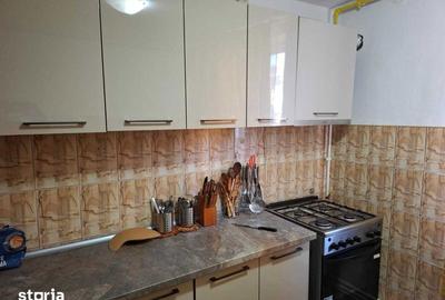 Apartament cu 4 camere semidecomandat în Central - 3