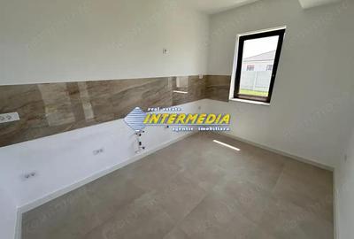Casa Noua de Vanzare cu 4 camere finisata la cheie cu 423 mp Teren in Alba Iulia cu toate - 16