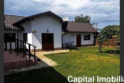 Casă cu 4 camere cu Garaj în Cordun - 7