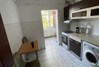 Garsonieră decomandată în Nicolina - 8