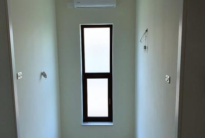 Duplex cu 5 camere cu Canalizare în Dumbrăvița - 6