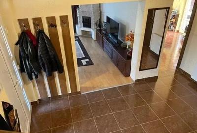 Santana de Mures - Vanzare casa 4 camere - Str. Viorelelor Santana de Mures - Vanzare casa 4 camere - Str. Viorelelor - 3