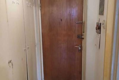 Garsonieră semidecomandată în Apărătorii Patriei - 1