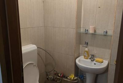 Apartament cu 4 camere decomandat în Apusului - 16