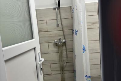 Garsonieră semidecomandată în UTA - 6
