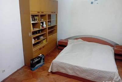 Ap o camera Biserica Catolica central parter balcon centrala termopan - 9