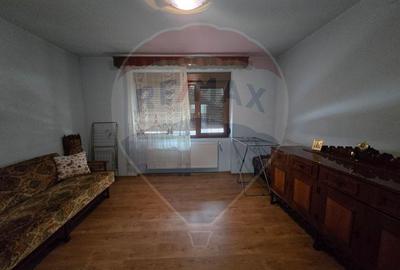 Casă complet renovată, eficientă energetic-Str. Morii nr. 15 - 4