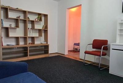Apartament cu 2 camere semidecomandat în Piața Centrală - 2