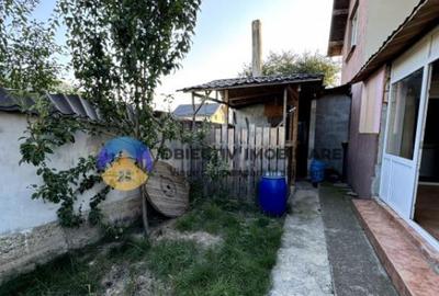 Casa sat Vadurele, comuna Alexandru cel Bun Casa sat Vadurele, comuna Alexandru cel Bun - 6