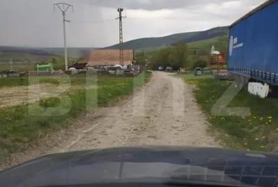 Teren de 3621 mp, în Petrești - 3