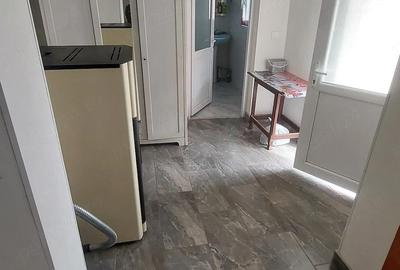 Casă cu Teren 690 Mp în Central - 3