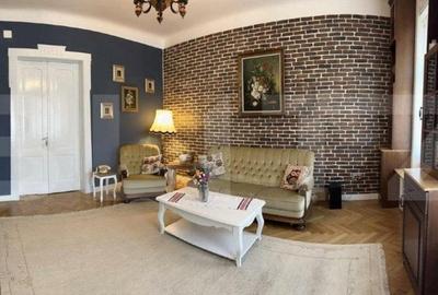 Casă cu 5 camere cu Teren 600 Mp în Elisabetin