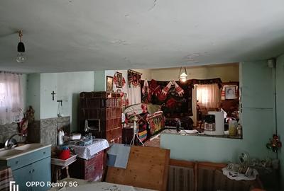 Casa de vanzare in loc. Suseni - 7