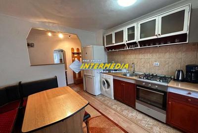 Vanzare Apartament 2 camere CETATE PIATA cu Bucatarie mare si balcon finisat mobilat complet Alba Vanzare Apartament 2 camere CETATE PIATA cu Bucatarie mare si balcon finisat mobilat complet Alba - 1