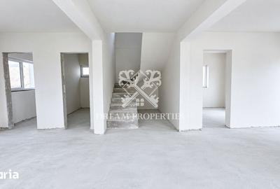 Casă cu 4 camere cu Teren 694 Mp în Apahida