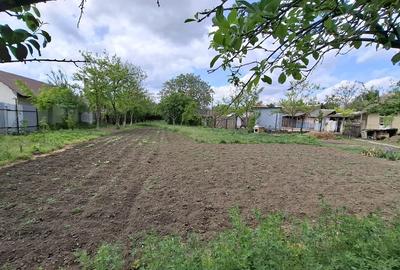 Casă cu 3 camere cu Canalizare în Săveni - 19