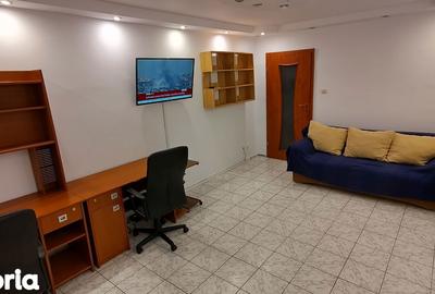 Apartament cu 2 camere decomandat în Tractorul - 9