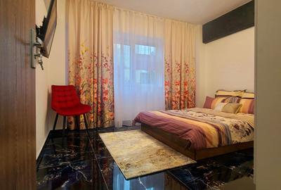 Apartament cu 3 camere semidecomandat în Hârșova - 6