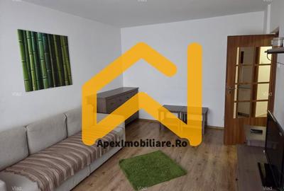 Garsonieră decomandată, mobilată în Universitate