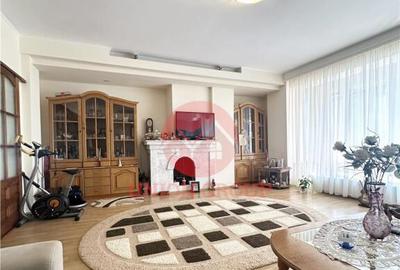 Casă cu 9 camere cu Canalizare în Faleza Nord - 15