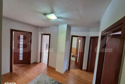 Apartament cu 3 camere decomandat în Calea Moldovei - 15