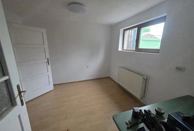 Casă cu 5 camere cu Teren 421 Mp în Ultracentral - 4