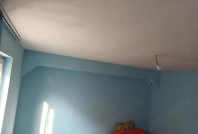 Casă cu 4 camere cu Teren 1040 Mp în Mărăcineni - 1