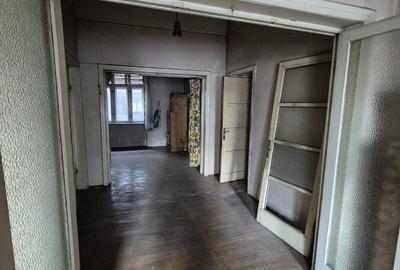 Dorobanti Str. Roma, vanzare apartament 3 camere pe hol locuibil Dorobanti Str. Roma, vanzare apartament 3 camere pe hol locuibil - 7