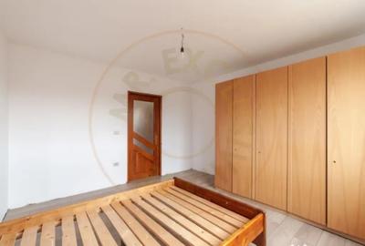 Casă cu 7 camere cu Teren 4563 Mp în Central - 18