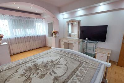 Apartament cu 3 camere decomandat, mobilat în Unirii - 4