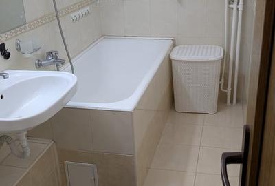 Garsonieră decomandată, mobilată în P-ța Muncii - 5