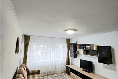 Apartament cu 2 camere decomandat, mobilat în Faleza Nord
