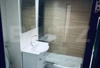 Apartament cu 3 camere decomandat în Victoria