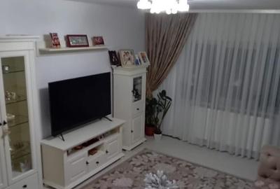 Apartament cu 3 camere decomandate Zona Obcini - 4