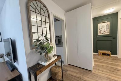 Apartament cu 2 camere decomandat, mobilat în Tractorul - 27