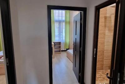 Apartament cu 3 camere decomandat în Spitalul Județean - 4