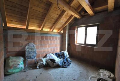 Casă cu 5 camere cu Teren 1000 Mp în Central - 5