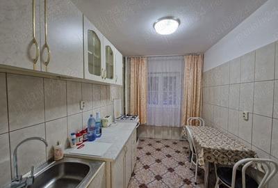 Apartament cu 2 camere decomandat în Titan - 3