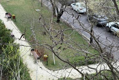 Apartament cu 3 camere decomandat în 1 Mai - 9